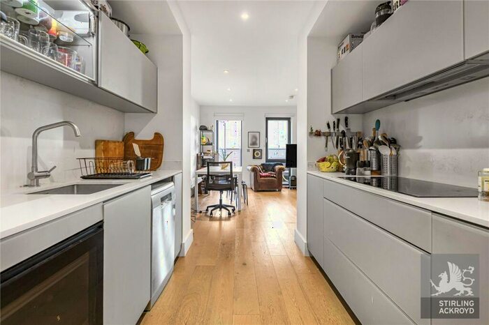 3 Bedroom Apartment To Rent In The Textile Building, A Chatham Place, Hackney, London, E9
