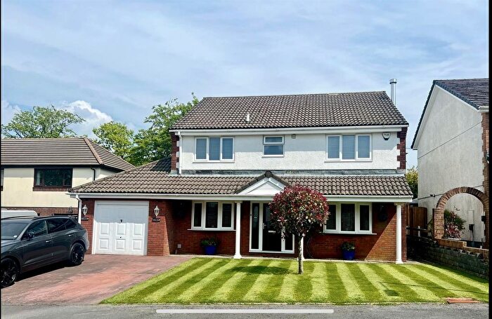 4 Bedroom Detached House For Sale In Ffordd Y Morfa, Cross Hands, Llanelli, SA14