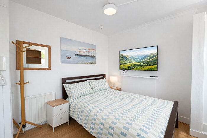 Studio To Rent In Oakley Street, London, SW3
