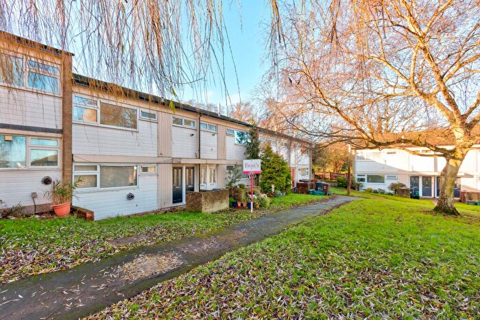 1 Bedroom Maisonette To Rent In Cotswold Close, St Albans, Hertfordshire, AL4