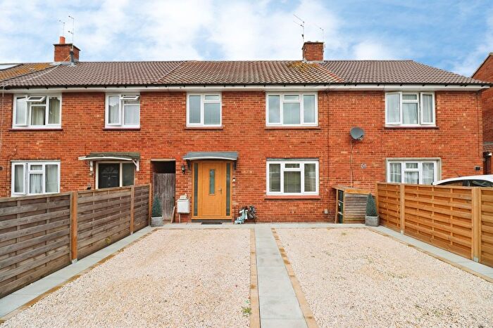 3 Bedroom Terraced House For Sale In The Meads, Downend, Bristol, BS16