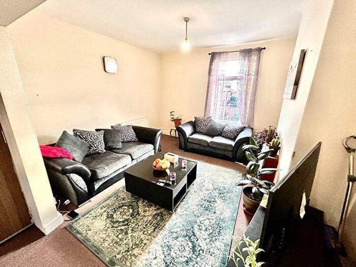1 Bedroom Flat To Rent In Hatfield House Lane, Sheffield, S5