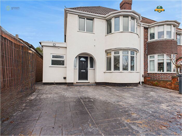 3 Bedroom Semi Detached House For Sale In Allman Road, Erdington, Birmingham, B24