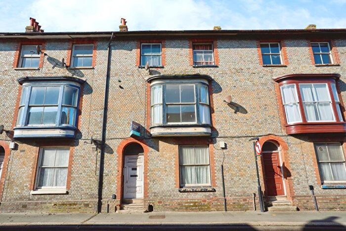 2 Bedroom Flat For Sale In Flat, St. James Street, Newport, Isle Of Wight, PO30
