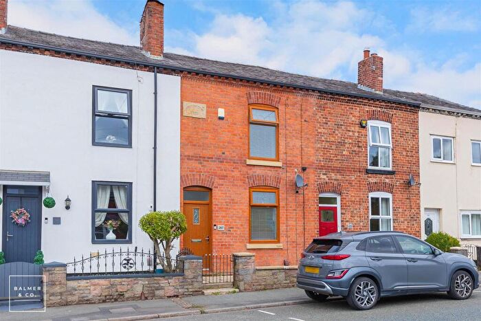2 Bedroom Terraced House For Sale In Wigan Road, Atherton, M46