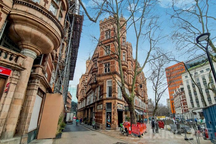 1 Bedroom Flat To Rent In Grape Street, London, WC2H