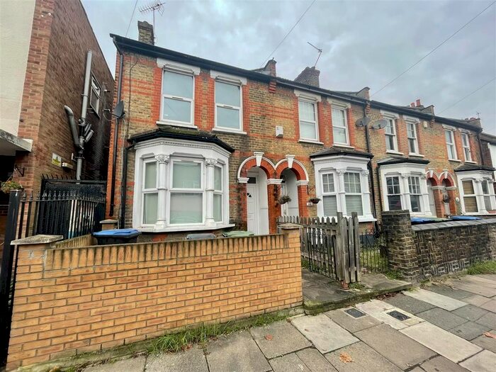 4 Bedroom Terraced House To Rent In Percival Road, Enfield, EN1