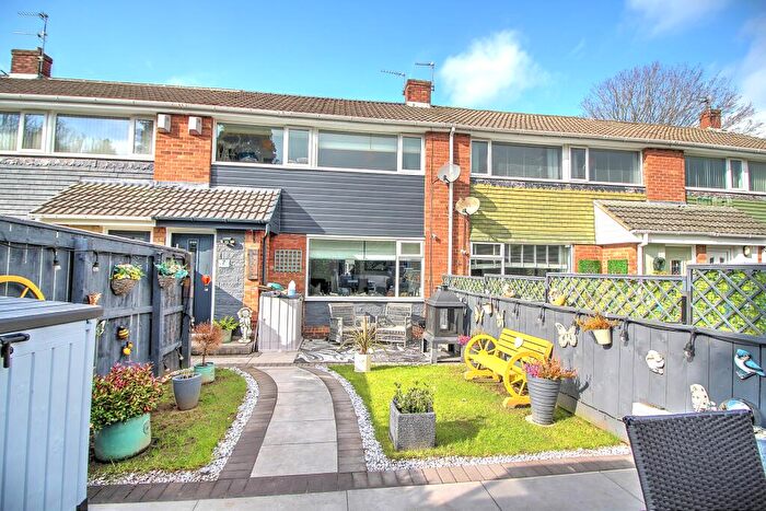 3 Bedroom Terraced House For Sale In Austwick Walk, Newcastle Upon Tyne, NE5