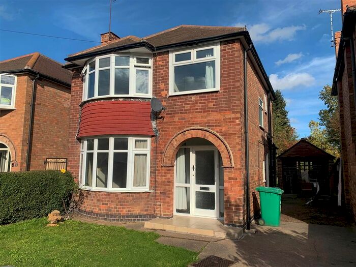 3 Bedroom Property To Rent In Seaford Avenue, Wollaton, Nottingham, NG8