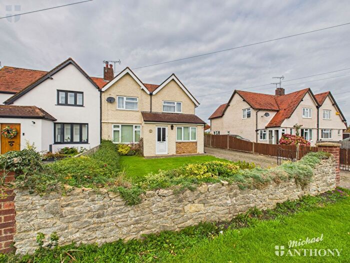4 Bedroom Semi-Detached House For Sale In Station Road, Quainton, Buckinghamshire, HP22