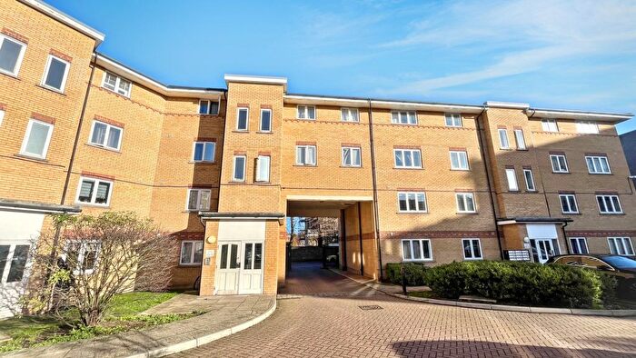 2 Bedroom Flat For Sale In Rush Grove Street, London, SE18