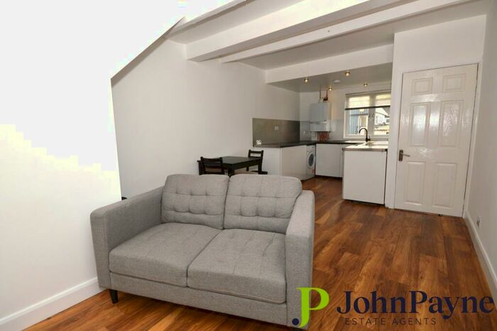 1 Bedroom Apartment To Rent In Moor Street, Earlsdon, Coventry, West Midlands, CV5