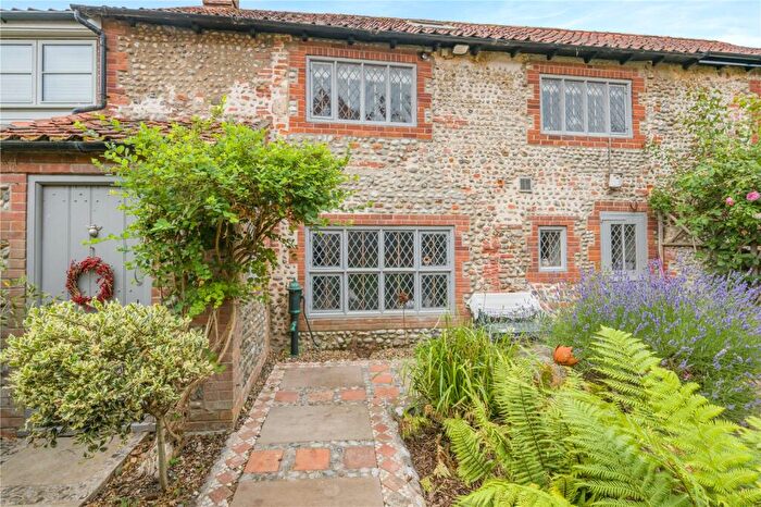 3 Bedroom Terraced House For Sale In Cley-Next-The-Sea, Norfolk, NR25