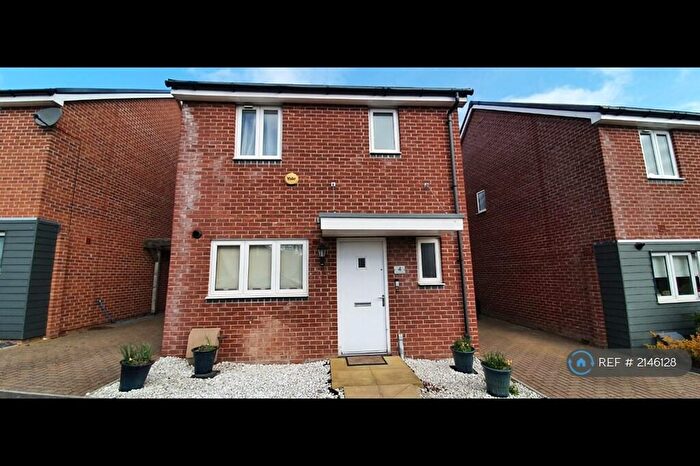3 Bedroom Detached House To Rent In Magdalen Gardens, Basingstoke, RG24