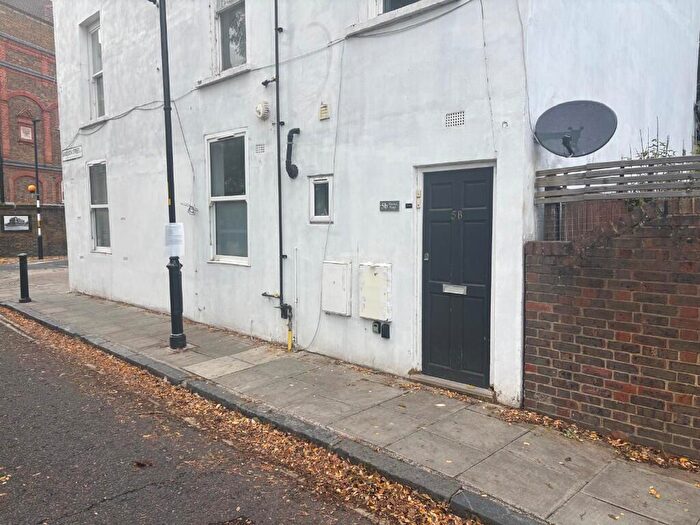 2 Bedroom Flat To Rent In Maxted Road, London, SE15