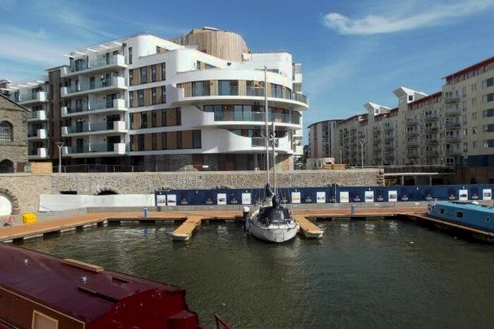 Studio To Rent In Millennium Promenade, Bristol BS1