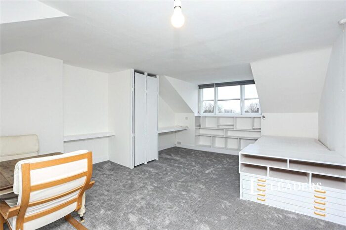 Studio To Rent In Wickham Road, London, SE4