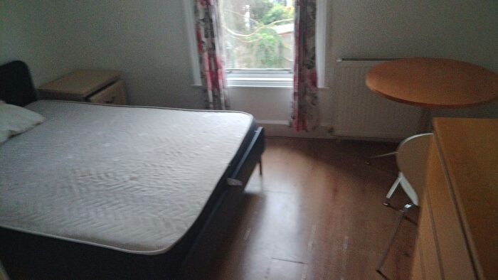 1 Bedroom Flat To Rent In Melbourne Grove, London, SE22