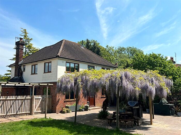 5 Bedroom Detached House For Sale In Riding Lane, Hildenborough, Tonbridge, Kent, TN11