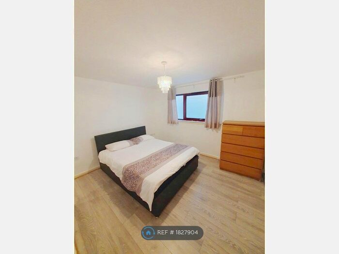 2 Bedroom Flat To Rent In Garscube Road, Glasgow, G4