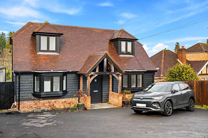 4 Bedroom Detached House For Sale In Blackwell Road, East Grinstead, RH19