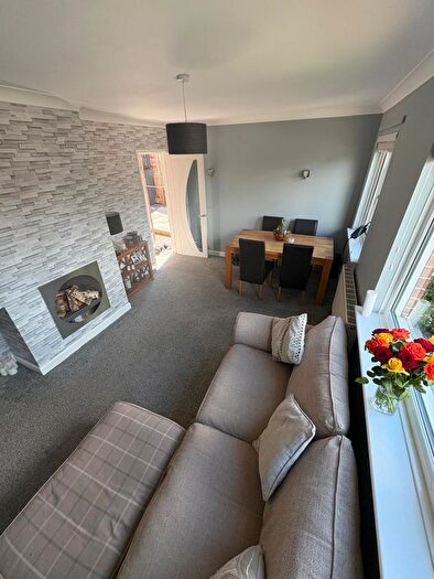 2 Bedroom Terraced House To Rent In Smithy Wood Crescent, Sheffield, S8
