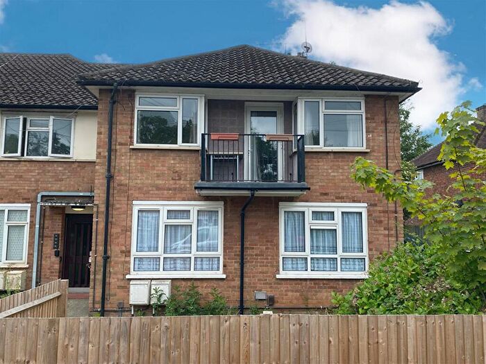 1 Bedroom Flat To Rent In Morrice Close, Slough, SL3