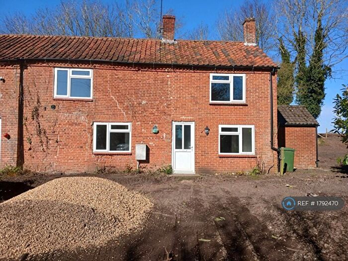 3 Bedroom Semi-Detached House To Rent In Archway Cottages, Hoe, Dereham, NR20