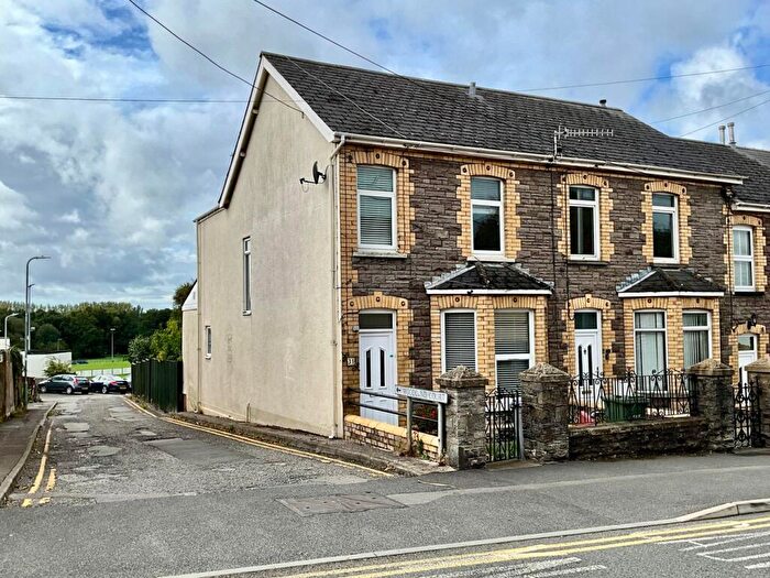 3 Bedroom End Of Terrace House For Sale In Woodland Road, Croesyceiliog, Cwmbran, NP44