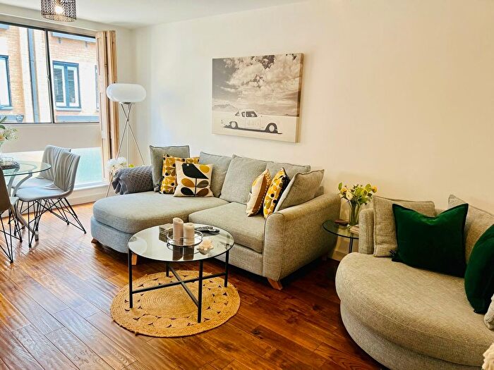 1 Bedroom Flat To Rent In Cato Street, Marylebone, London, W1H