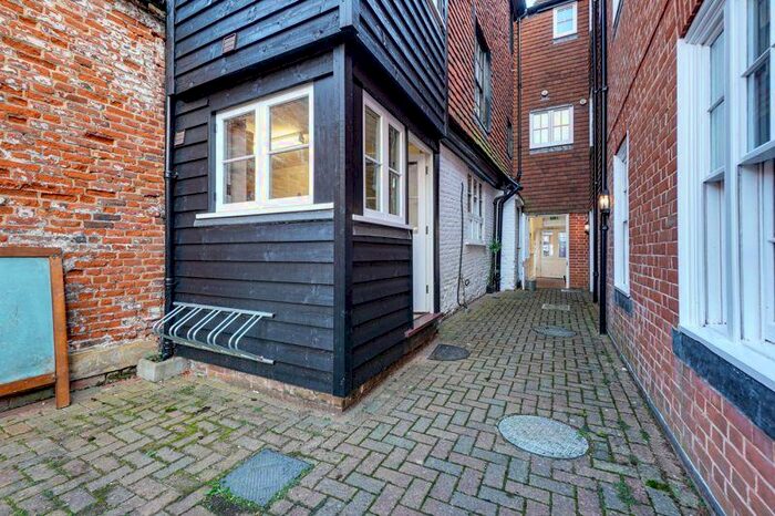 1 Bedroom Apartment To Rent In A Palace Street, Canterbury, CT1