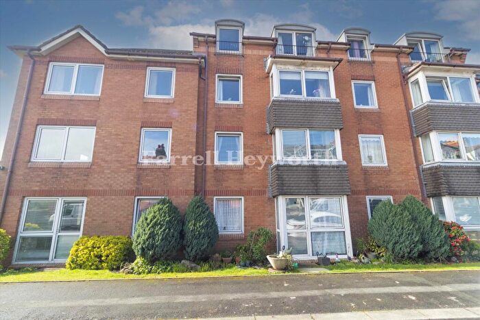 1 Bedroom Flat For Sale In Beach Street, Morecambe, LA4