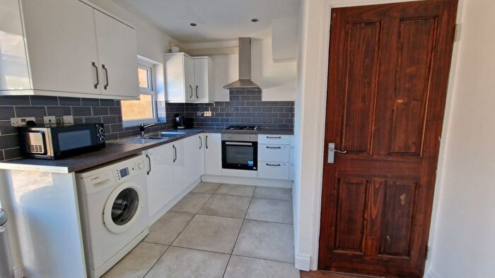 3 Bedroom Terraced House To Rent In Auriel Avenue, Dagenham, RM10