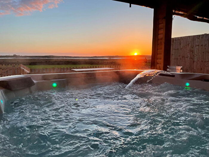 8 Bedroom Detached House For Sale In Riverside Cottage, Browns Lane, Stalmine, Poulton-Le-Fylde, FY6