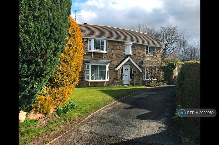 5 Bedroom Detached House To Rent In East Causeway Vale, Leeds, LS16
