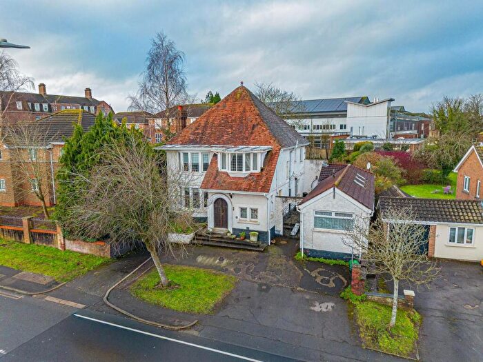 Detached House For Sale In Penlan Road, Llandough, Penarth, CF64