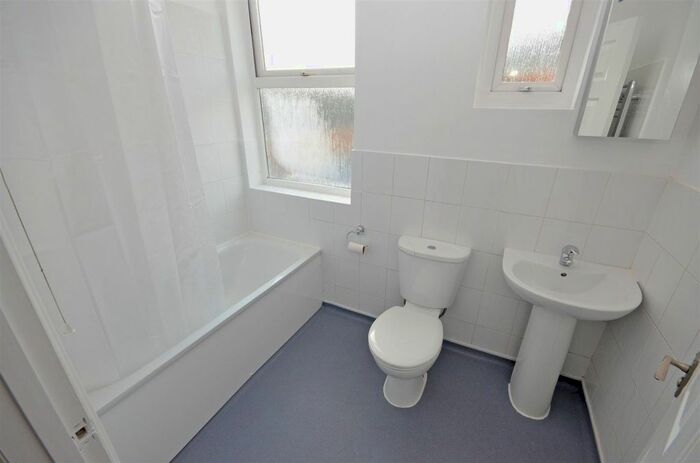 2 Bedroom Flat To Rent In Frederick Street, Luton, LU2
