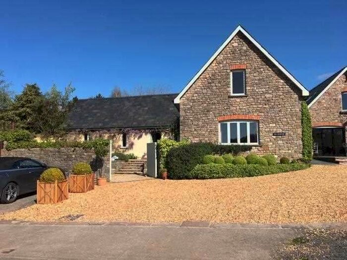 4 Bedroom Link Detached House To Rent In The Courtyard, Carrow Hil, Caldicot, NP26