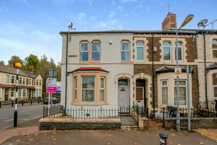 4 Bedroom End Of Terrace House For Sale In Moorland Road, Splott, Cardiff, CF24