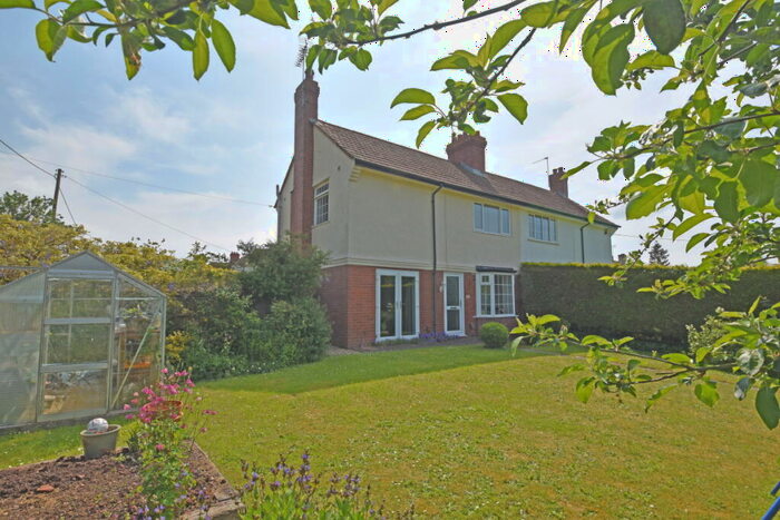3 Bedroom Semi-Detached House For Sale In Ellerhayes, Hele, EX5