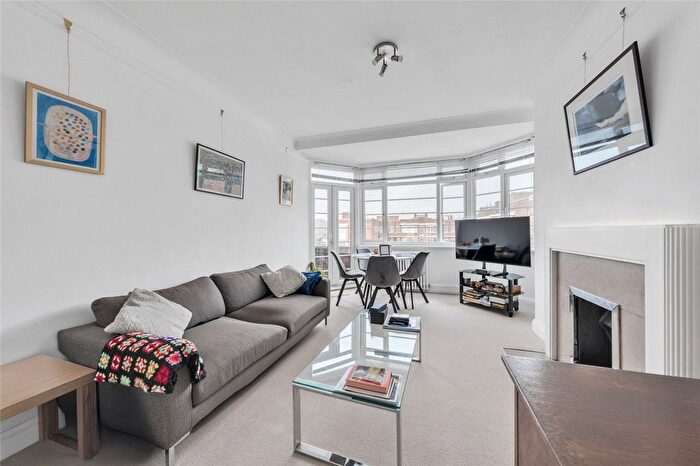 1 Bedroom Flat For Sale In Hillfield Court, Belsize Avenue, London, NW3