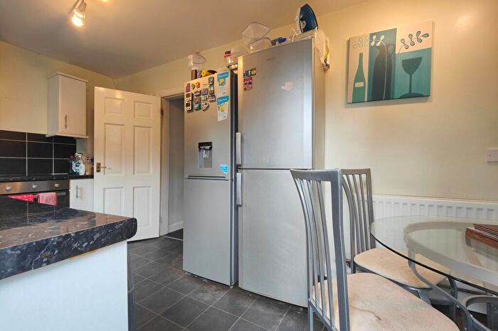 3 Bedroom End Of Terrace House For Sale In Hastings Road, Lancaster, LA1