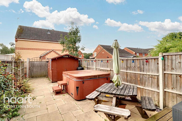 2 Bedroom Terraced House For Sale In Woodbridge Way, King's Lynn, PE30