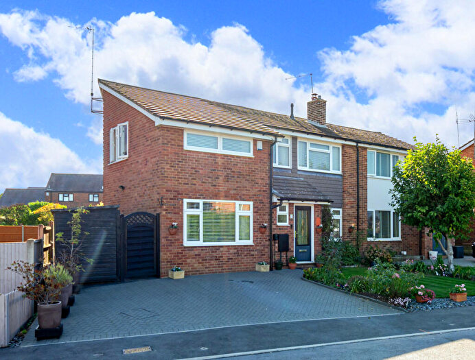 4 Bedroom Semi Detached House For Sale In Green Way, Newton Longville Milton Keynes, MK17