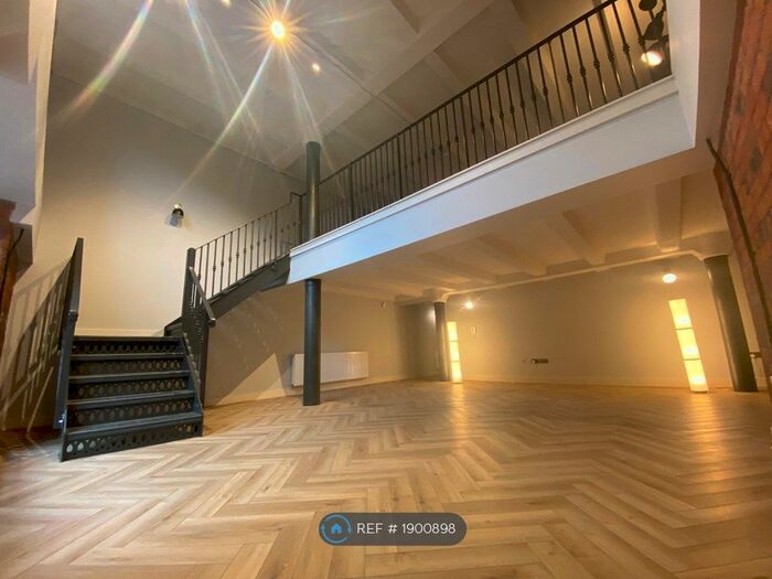 3 Bedroom Flat To Rent In Regent Road, Liverpool, L3