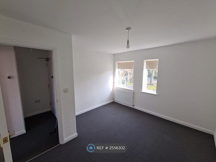 1 Bedroom Flat To Rent In St. James Way, Sidcup, DA14