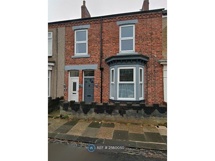 3 Bedroom Maisonette To Rent In Park Road, Blyth, NE24