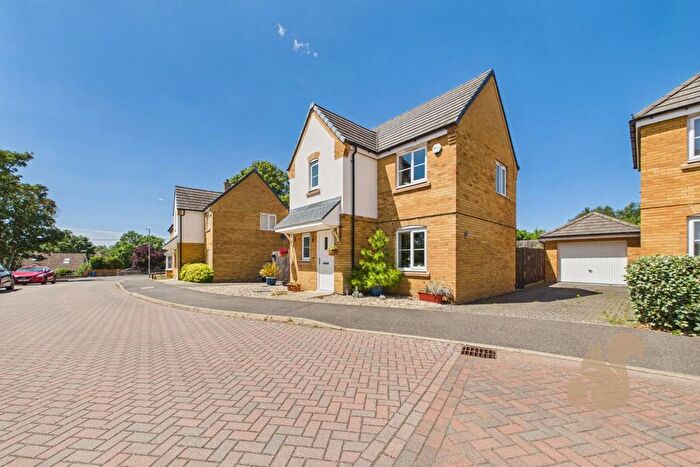 3 Bedroom Detached House For Sale In Mulberry Gardens, Great Cornard, CO10