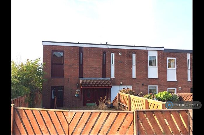 3 Bedroom End Of Terrace House To Rent In Cleeves Court, Washington, Glebe, NE38