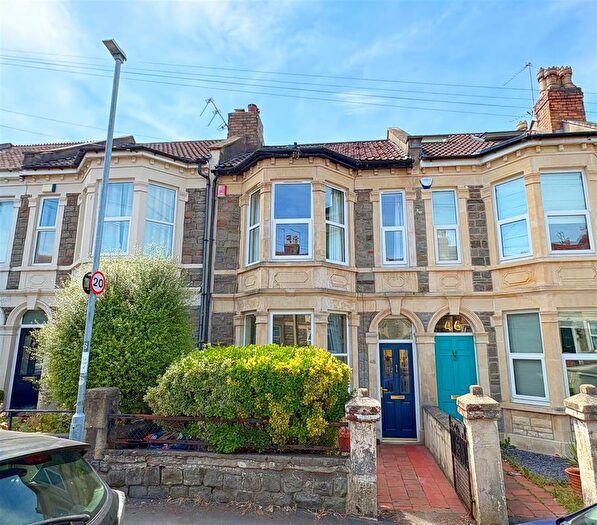 3 Bedroom Terraced House For Sale In Harrowdene Road, Bristol, BS4